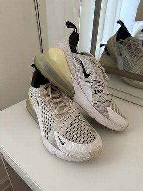 Nike Air Max 270